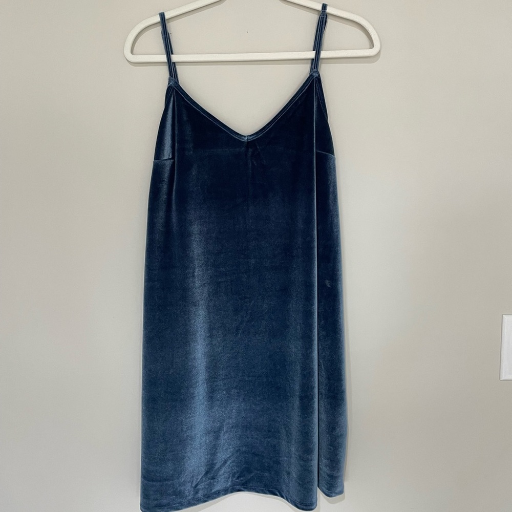 like new, blue velvet dress